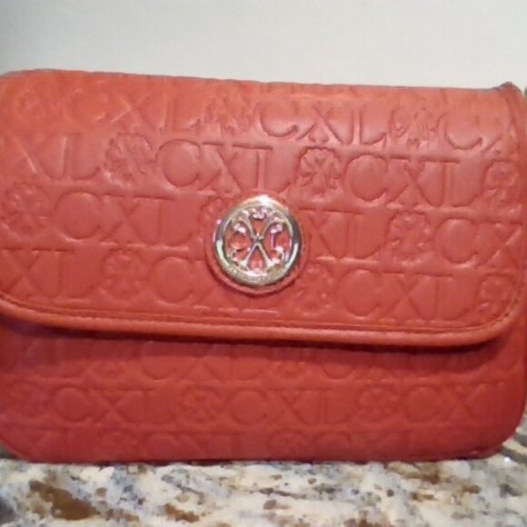 CXL by Christian Lacroix - Picture 1 of 3